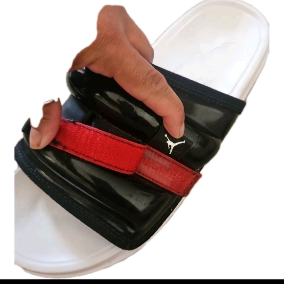 Jordan Mens Super Play Slide 'Black University Red' 13 - Picture 12 of 12